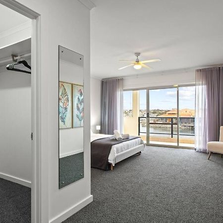 Apartmán Waterfront Townhouse - Picturesque Marina Views Port Lincoln Exteriér fotografie
