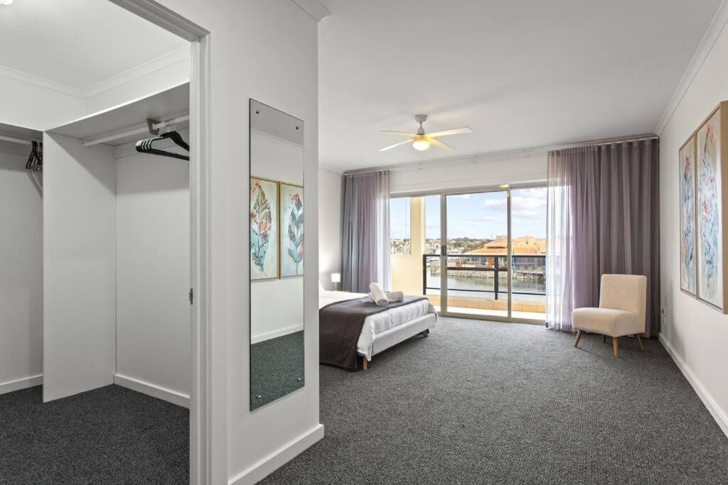 Apartmán Waterfront Townhouse - Picturesque Marina Views Port Lincoln Exteriér fotografie